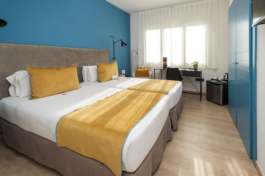 Hotel Tres Torres 3*